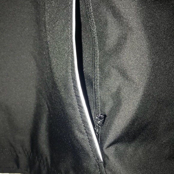 Cutter Buck - Picture 4 of 6